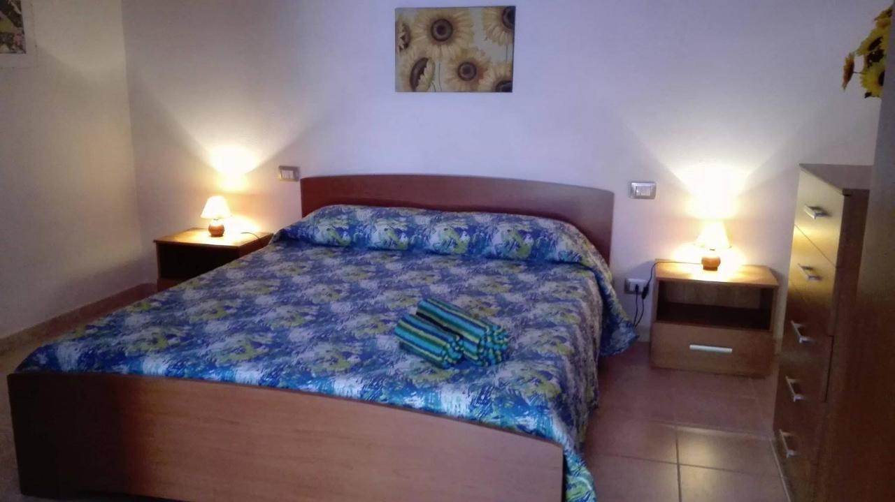 Villa Il Girasole Alloggio Fluminimaggiore Exterior foto